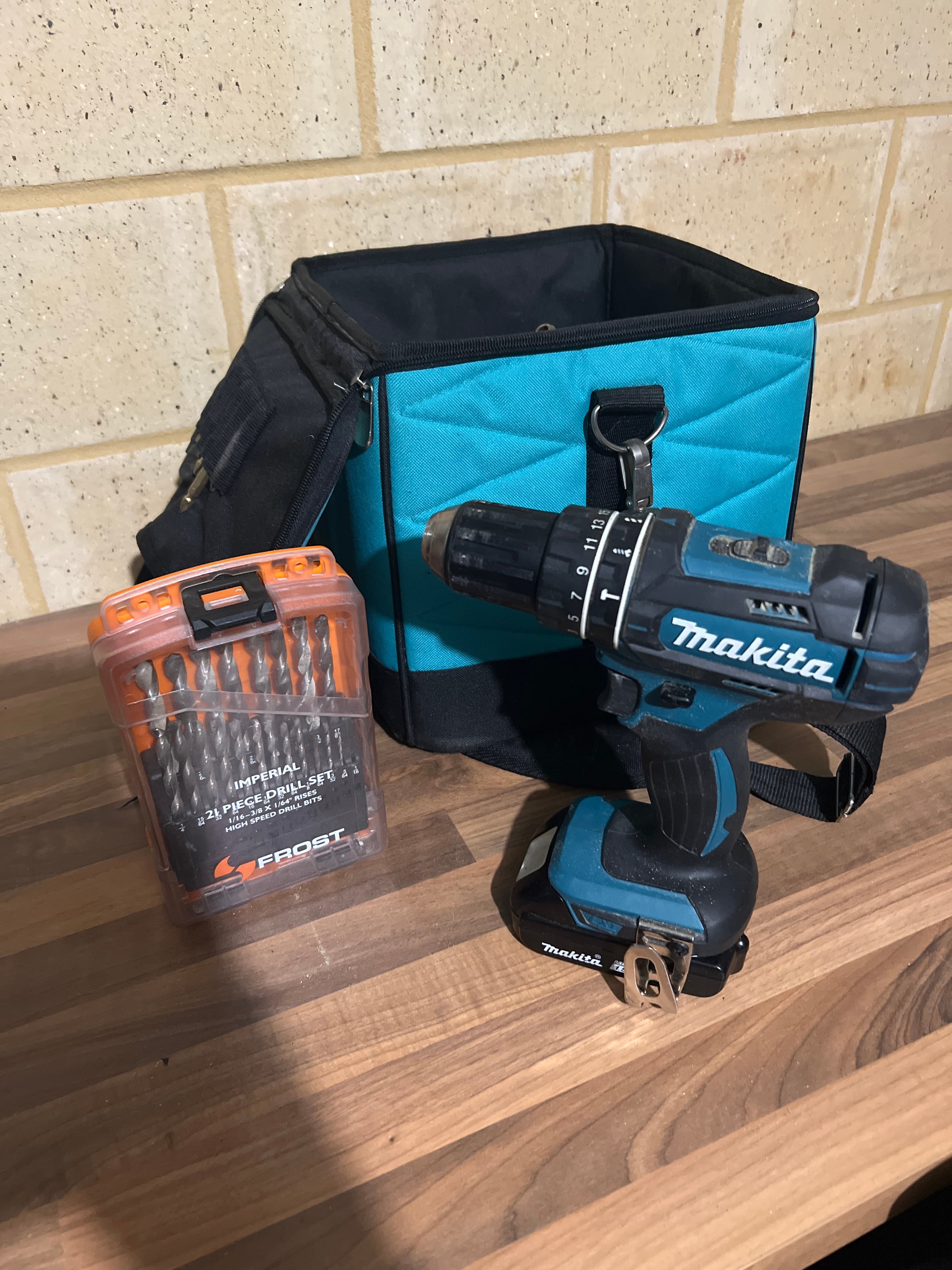 Makita drill kit